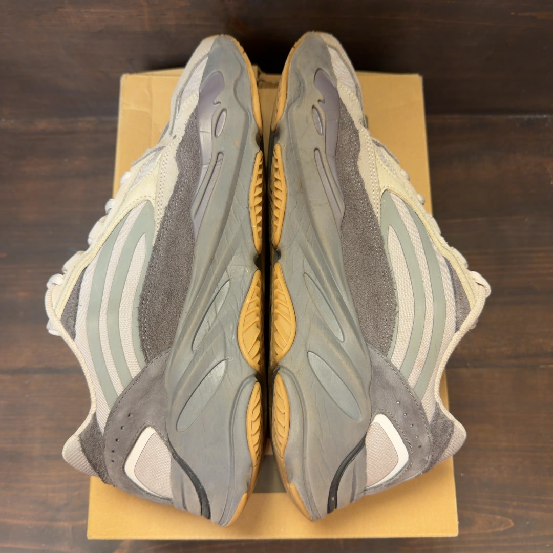adidas Yeezy Boost 700 V2 Tephra Size 12 (Pre-Owned) - Image 6