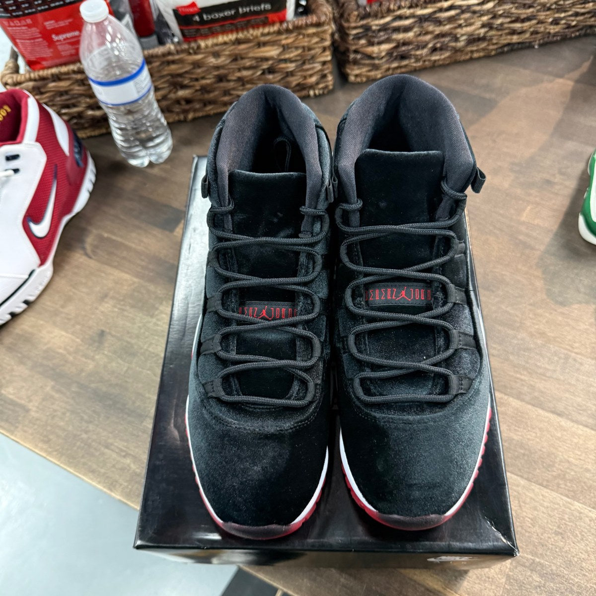 Jordan 11 Retro Bred Velvet (Women's) - Image 2