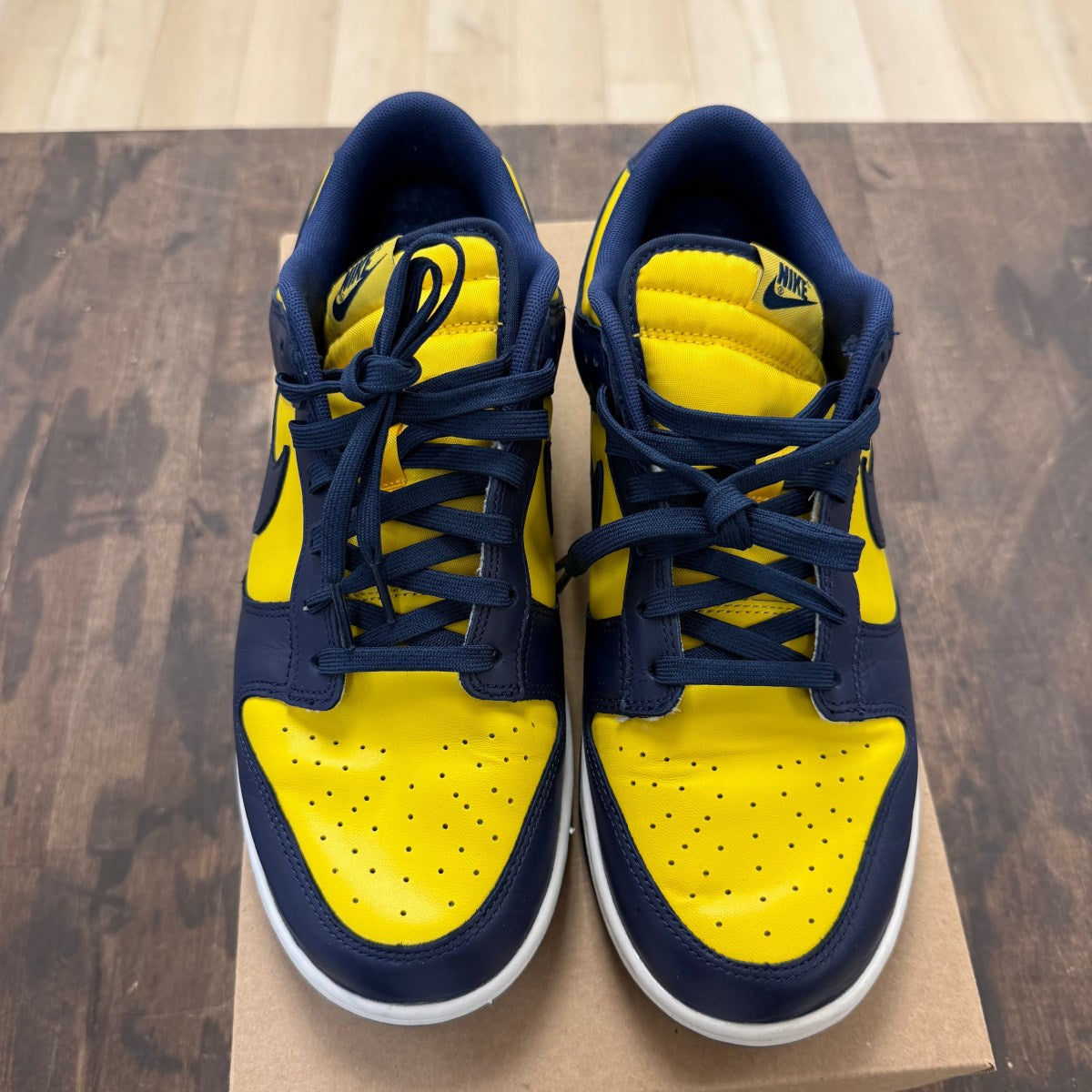 Nike Dunk Low Michigan (2021) Size 11 (Pre-Owned) - Image 2
