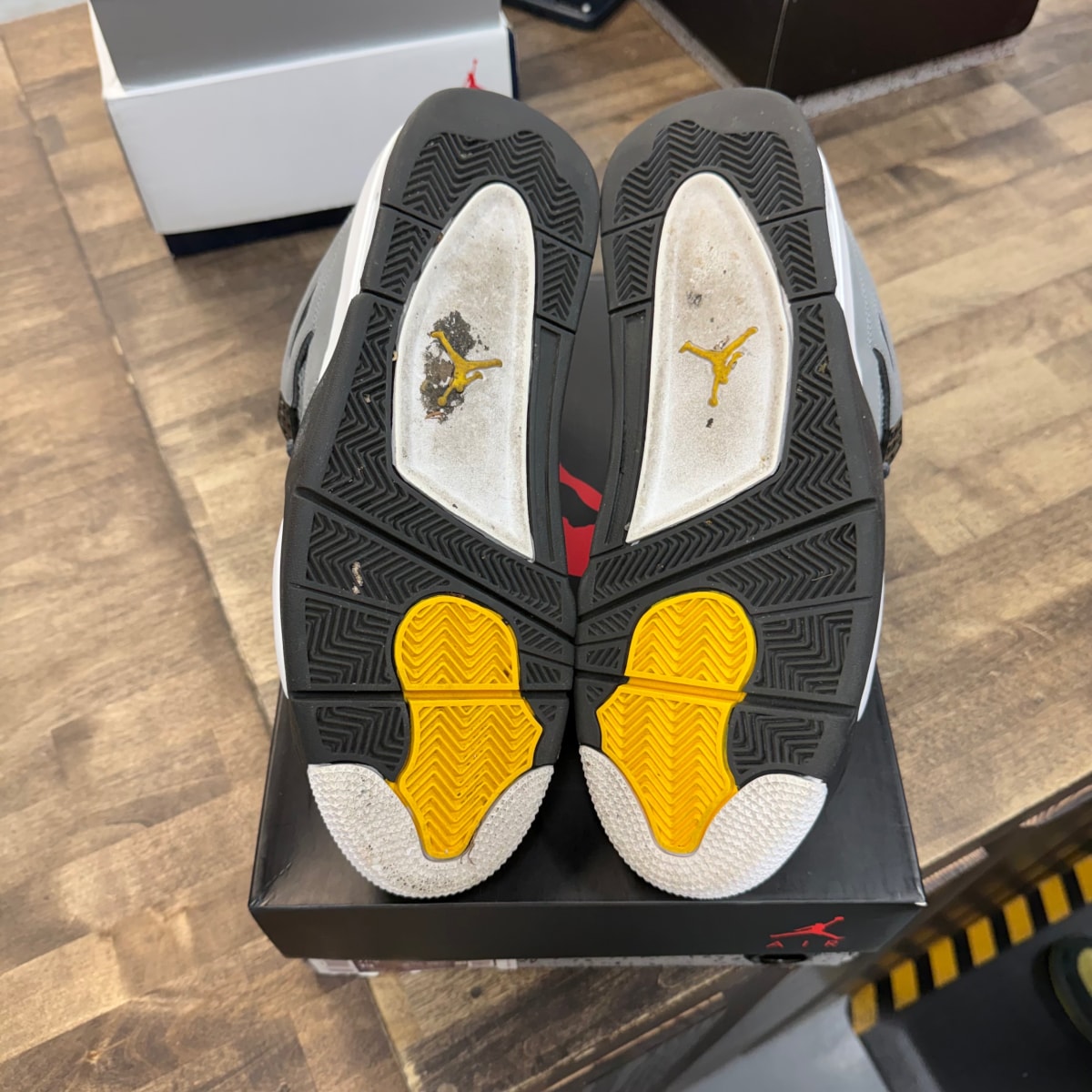 Jordan 4 Retro Cool Grey (2019) - Image 5