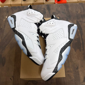 Jordan 6 Retro Reverse Oreo Size 13 (Pre-Owned) - Image 1