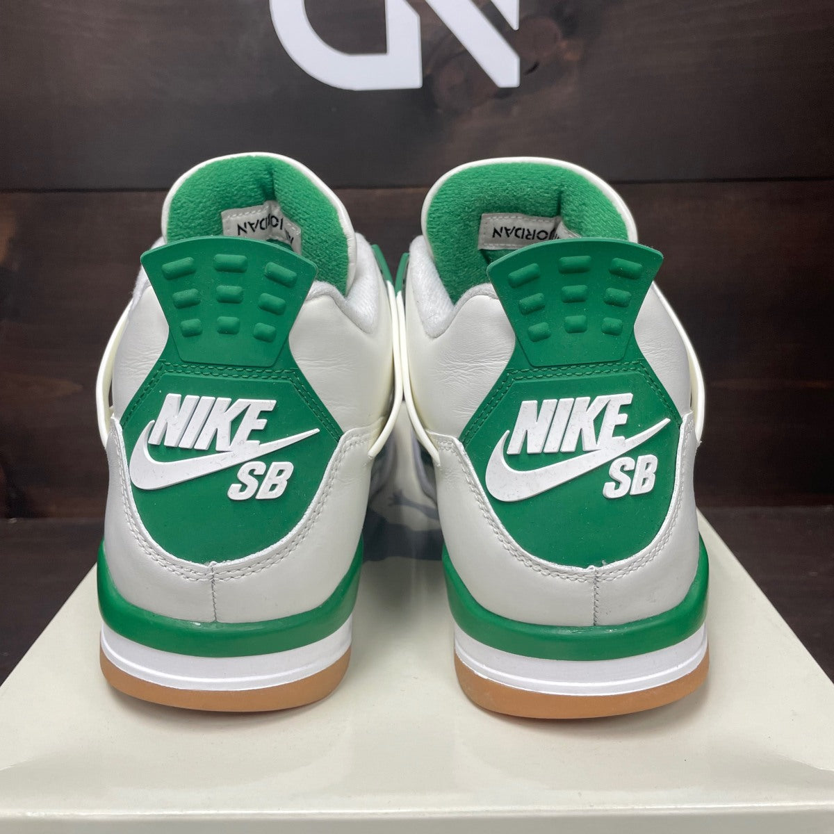 Jordan 4 Retro SB Pine Green - Image 4