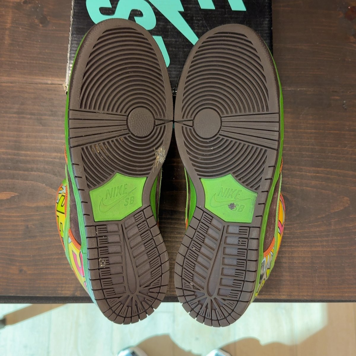 Nike SB Dunk Low De La Soul (2015) Size 12 (Pre-Owned) - aux