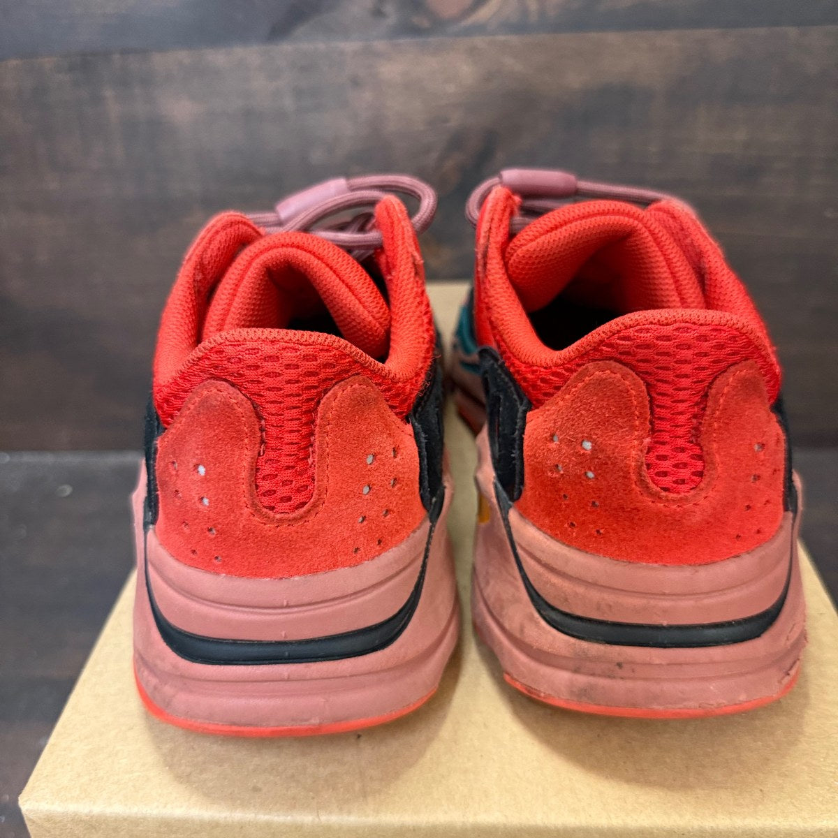 adidas Yeezy Boost 700 Hi-Res Red Size 6 (Pre-Owned) - Image 3