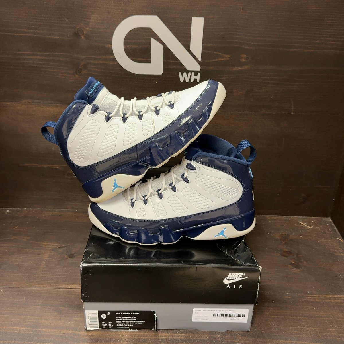 Jordan 9 Retro Pearl Blue Size 9.5 (Pre-Owned) - front