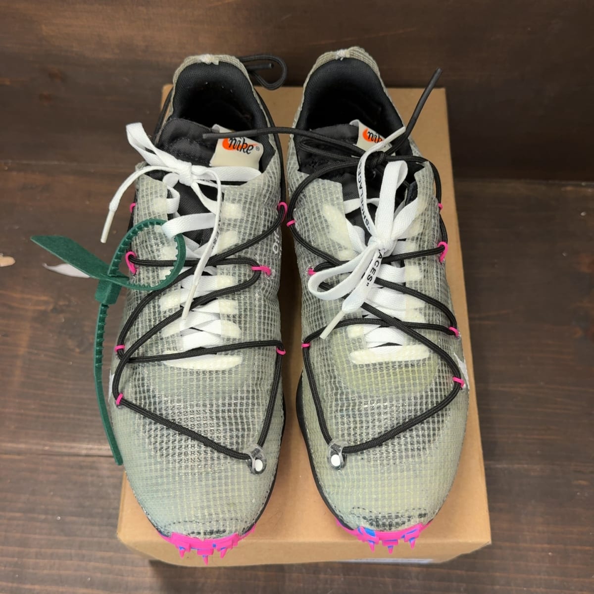 Nike Vapor Street Off-White Black Laser Fuchsia (Women's) Size 11W (Pre-Owned) - tag