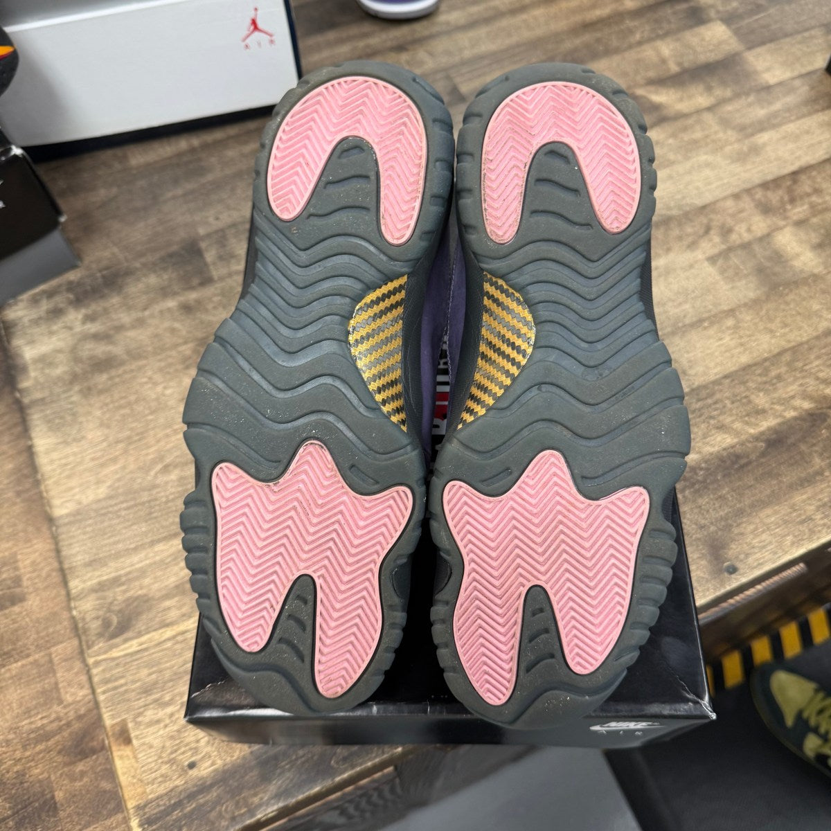 Jordan 11 Retro Mojave - Image 5