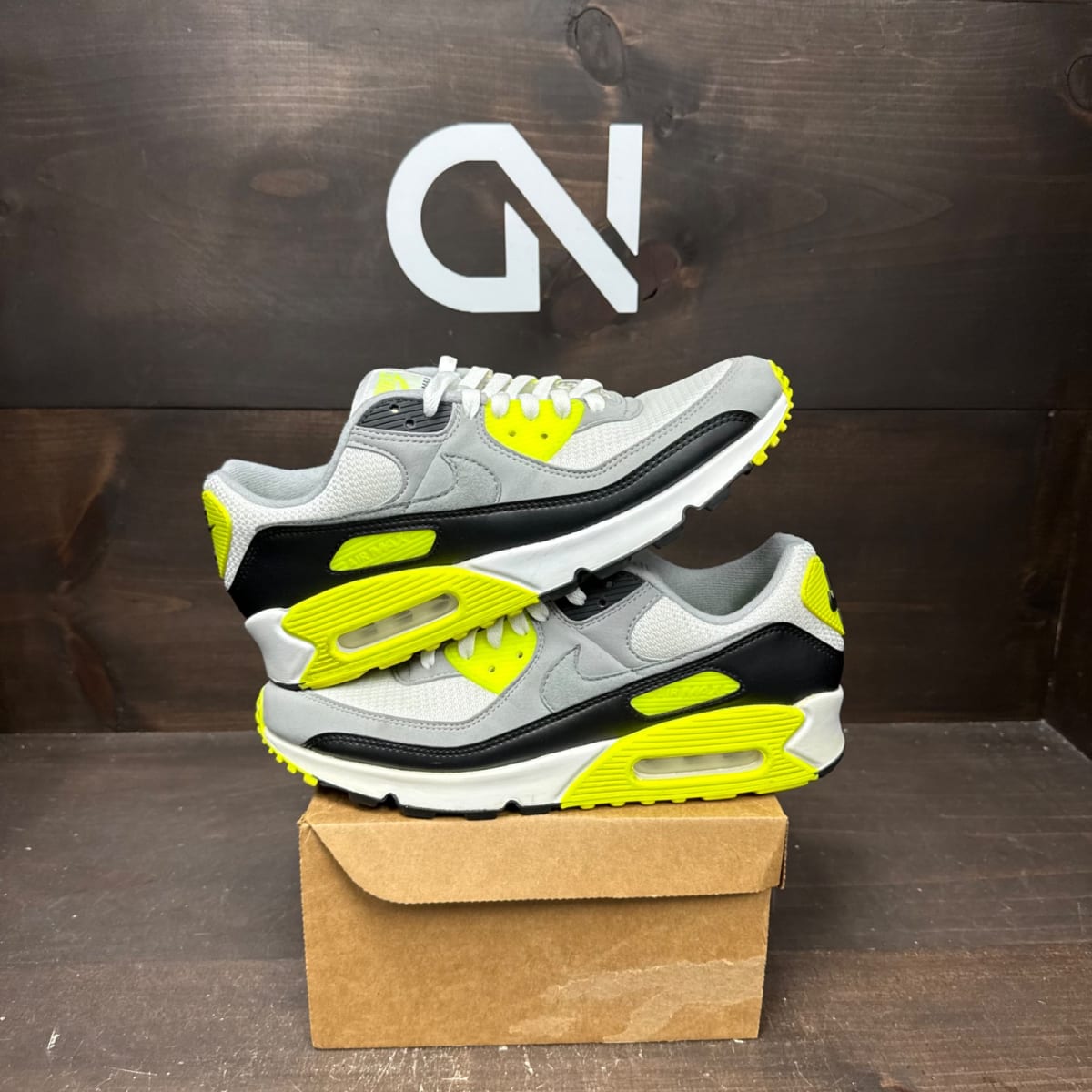 Nike Air Max 90 OG Volt (2020) Size 10.5 (Pre-Owned) - front
