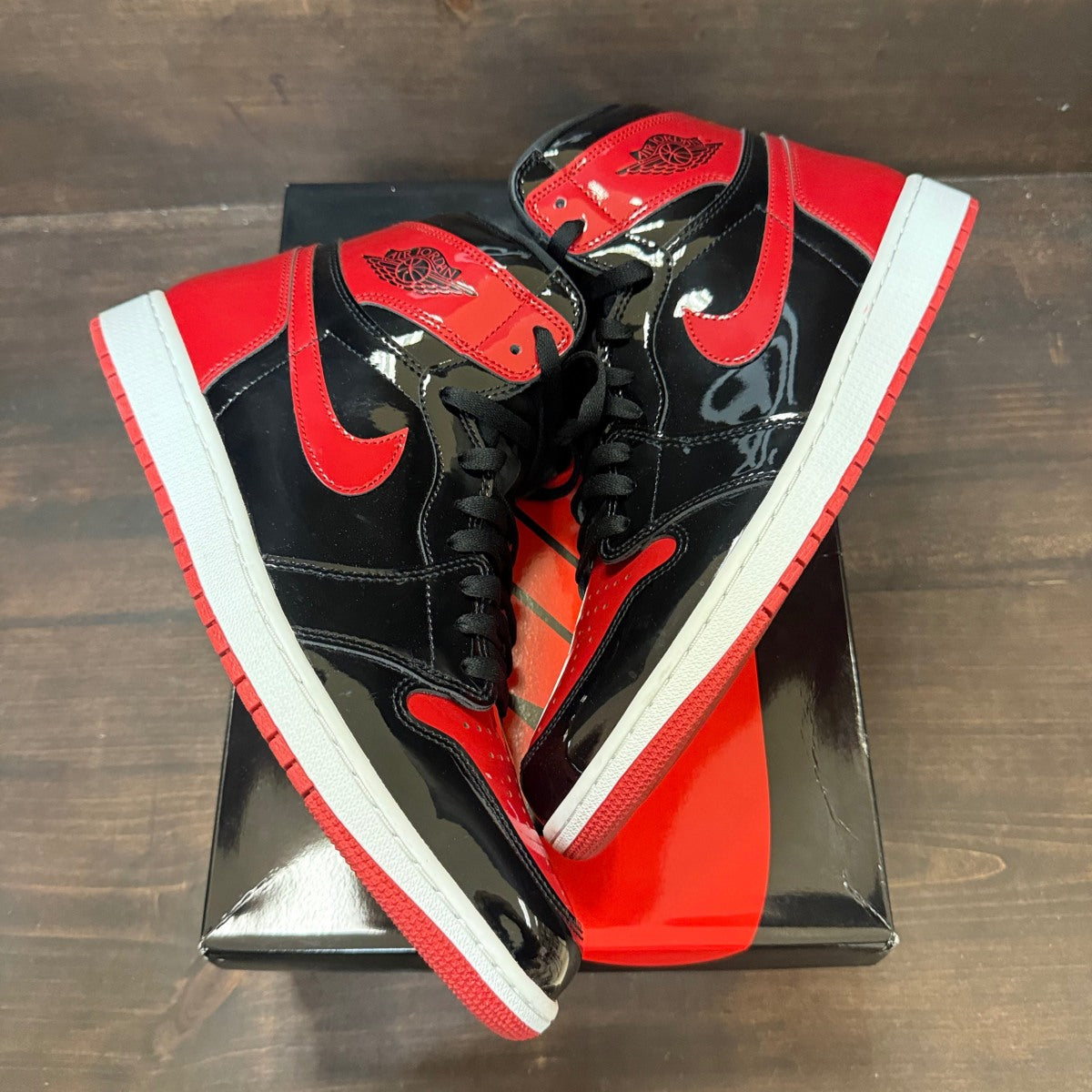 Jordan 1 Retro High OG Patent Bred Size 13 (Pre-Owned) - Image 2
