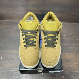 Nike SB Dunk Low Pro Spanish Moss Size 10.5 (Pre-Owned) - side