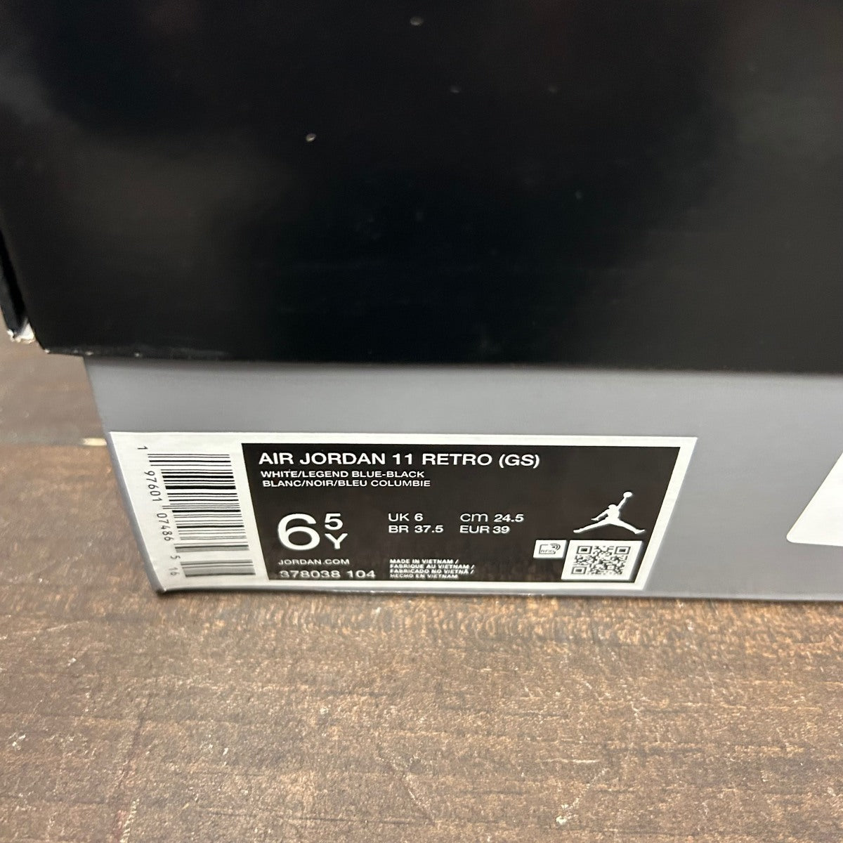 Jordan 11 Retro Legend Blue (2024) (GS) - Image 7