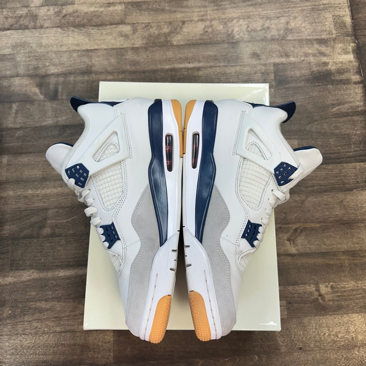 Jordan 4 Retro SB Navy Size 11 (Pre-Owned)