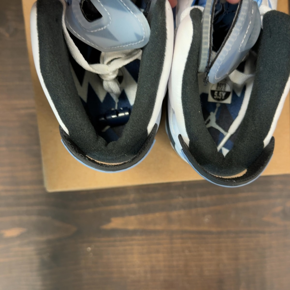 Jordan 6 Retro UNC White (GS) Size 5.5Y (Pre-Owned) - Image 6