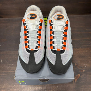 Nike Air Max 95 OG Big Bubble Bright Mandarin (2025) Size 9.5 (Pre-Owned) - side