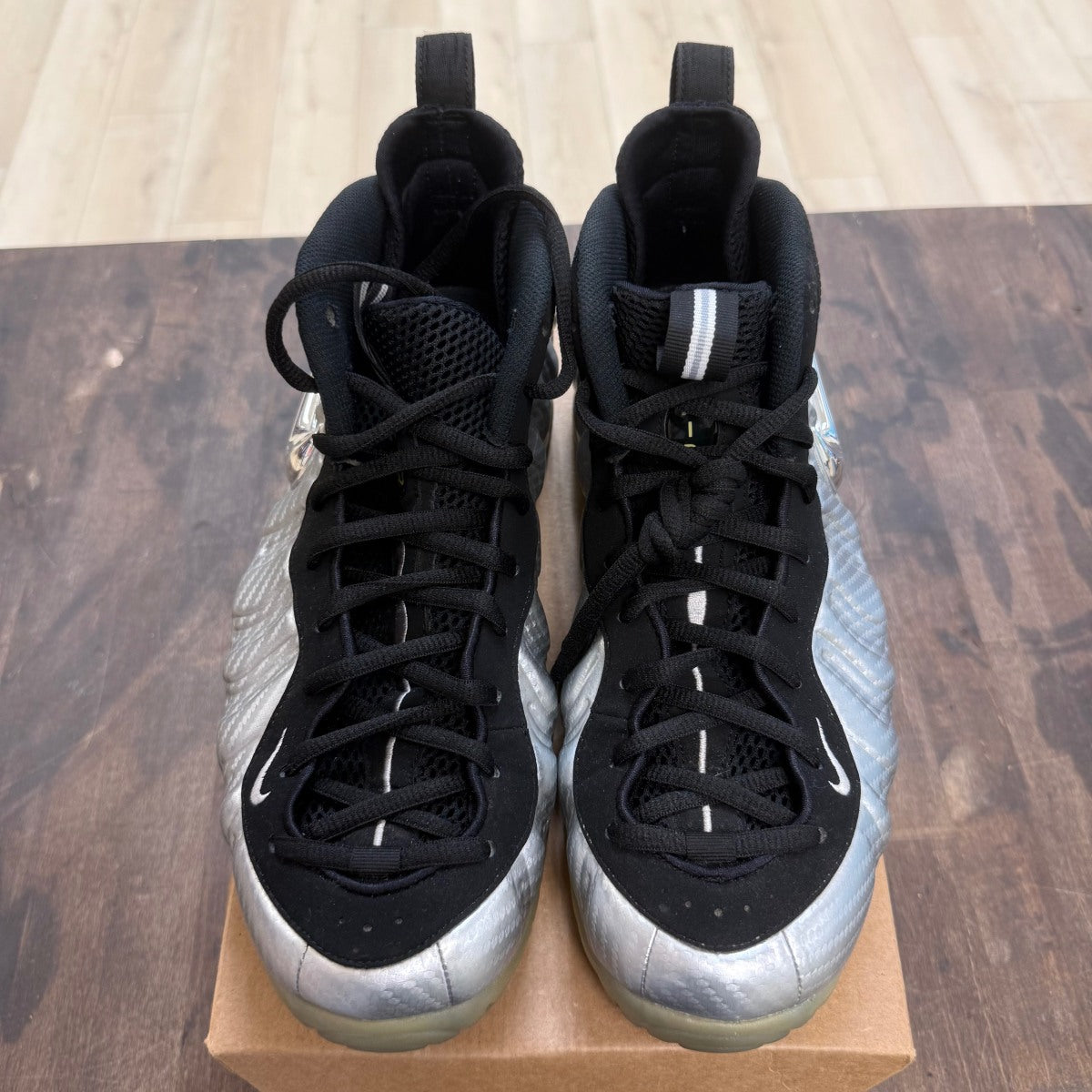 Nike Air Foamposite Pro Silver Surfer Size 12 (Pre-Owned) - Image 2