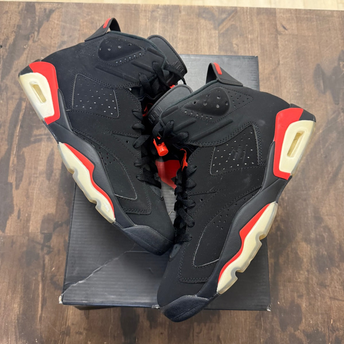 Jordan 6 Retro Black Infrared (2019) - Image 1