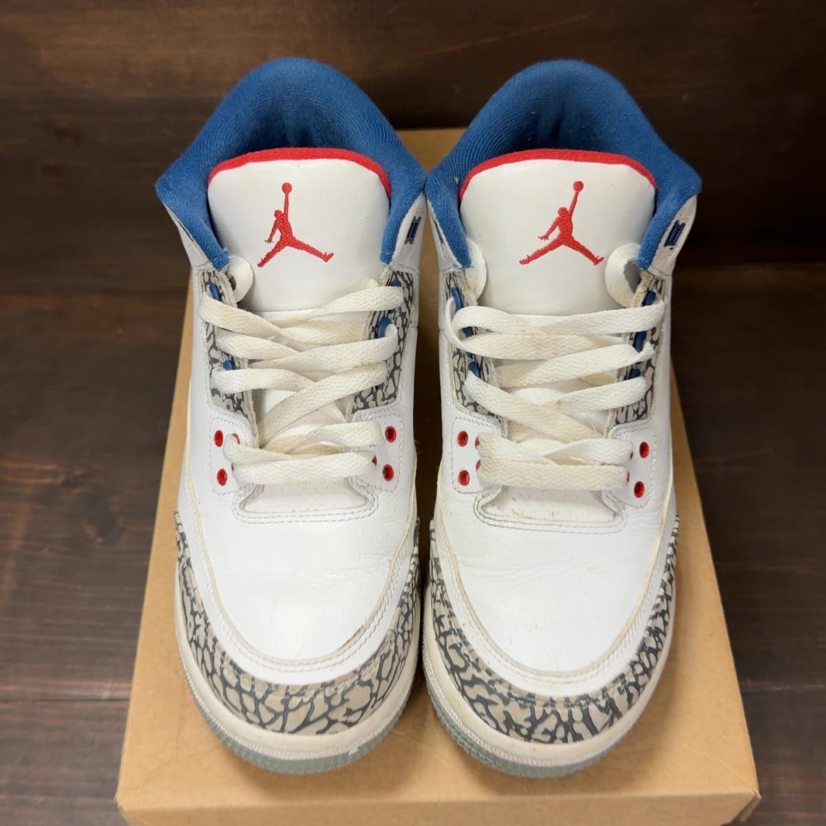 Jordan 3 Retro True Blue (2016) (GS) Size 7Y (Pre-Owned) - tag