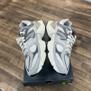 New Balance 9060 Rain Cloud Grey - Image 3