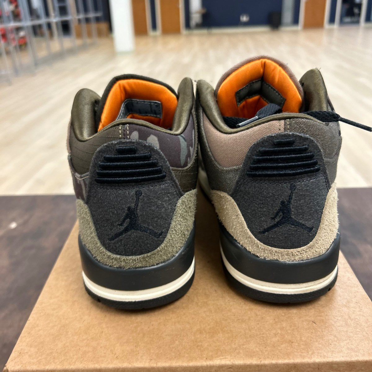 Jordan 3 Retro Patchwork Camo Size 7 (Pre-Owned) - Image 4