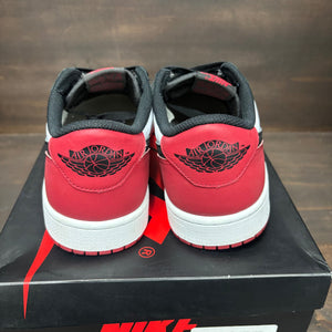 Jordan 1 Retro Low OG Black Toe (2023) Size 10 (Pre-Owned)