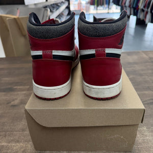Jordan 1 Retro High OG Chicago Lost and Found Size 11 (Pre-Owned) - Image 3