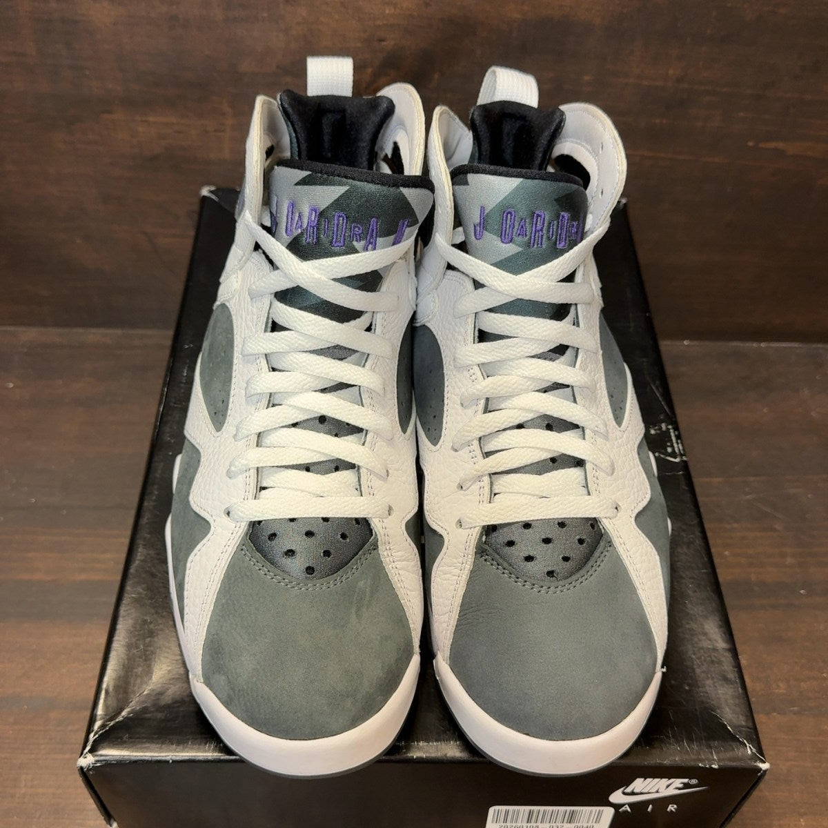 Jordan 7 Retro Flint (2021) Size 9 (Pre-Owned) - Image 3