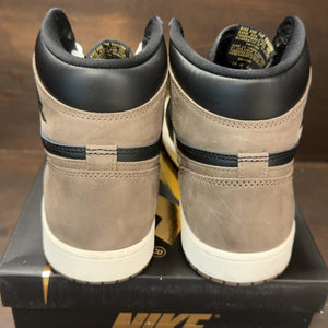Jordan 1 Retro High OG Palomino Size 10.5 (Pre-Owned) - aux