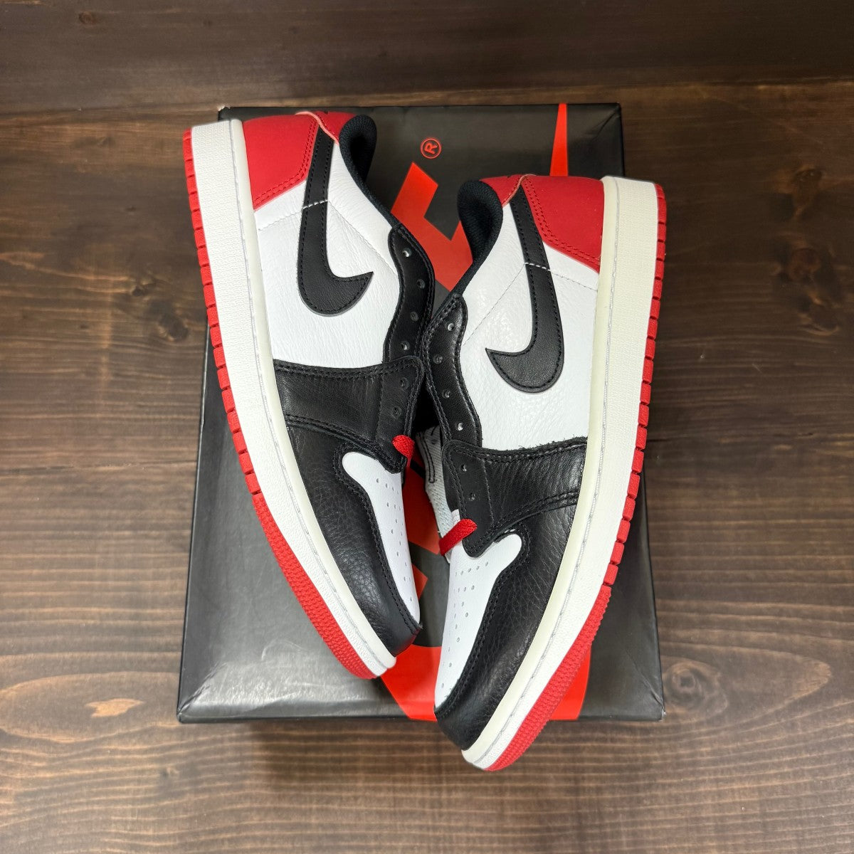 Jordan 1 Retro Low OG Black Toe (2023) - Image 2