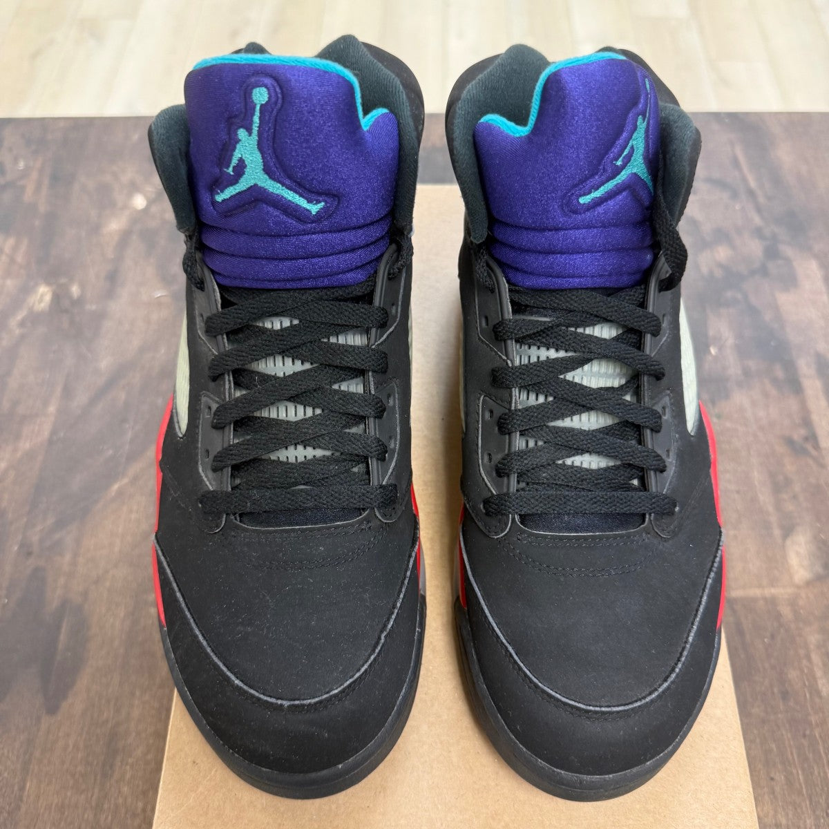 Jordan 5 Retro Top 3 Size 11 (Pre-Owned) - Image 2