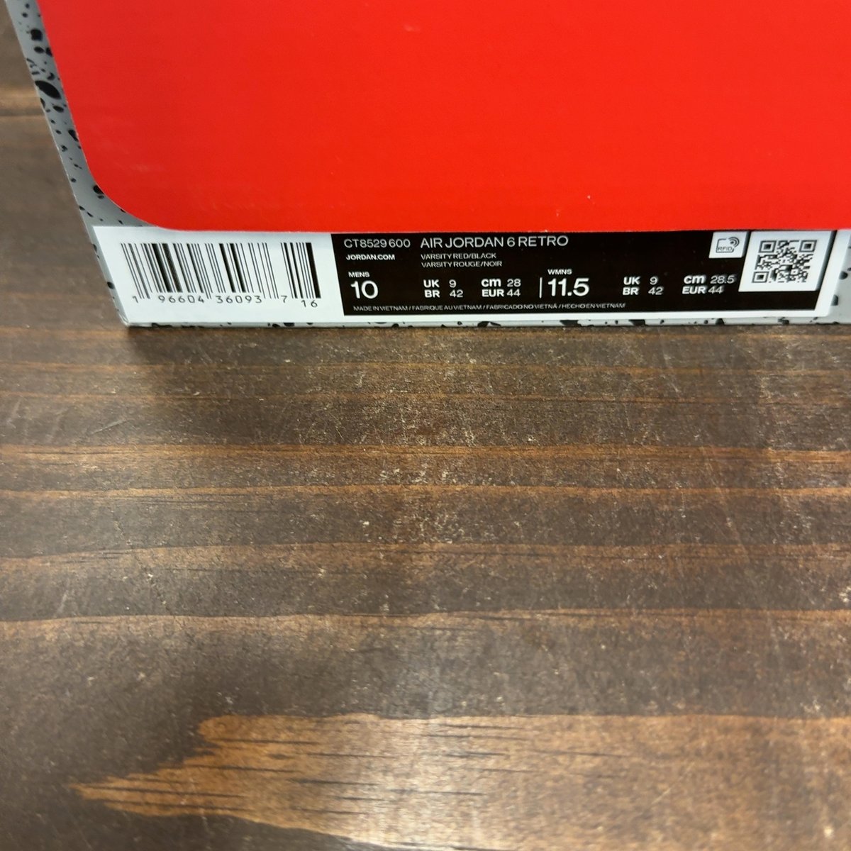 Jordan 6 Retro Toro Bravo Size 10 (Pre-Owned) - aux