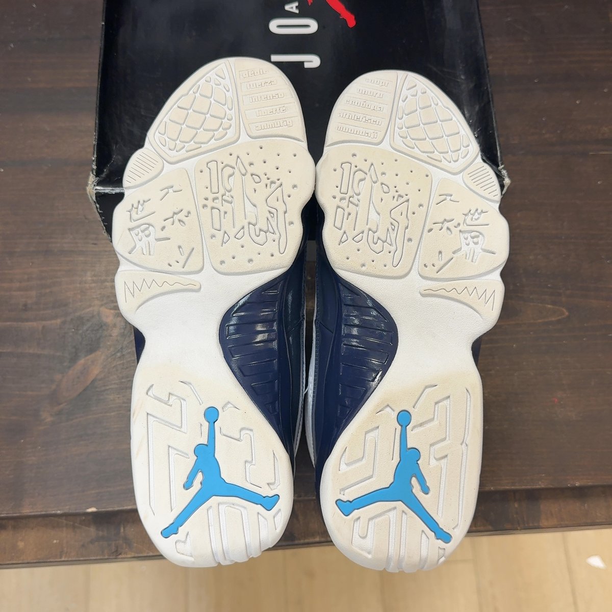 Jordan 9 Retro Pearl Blue Size 9.5 (Pre-Owned) - aux