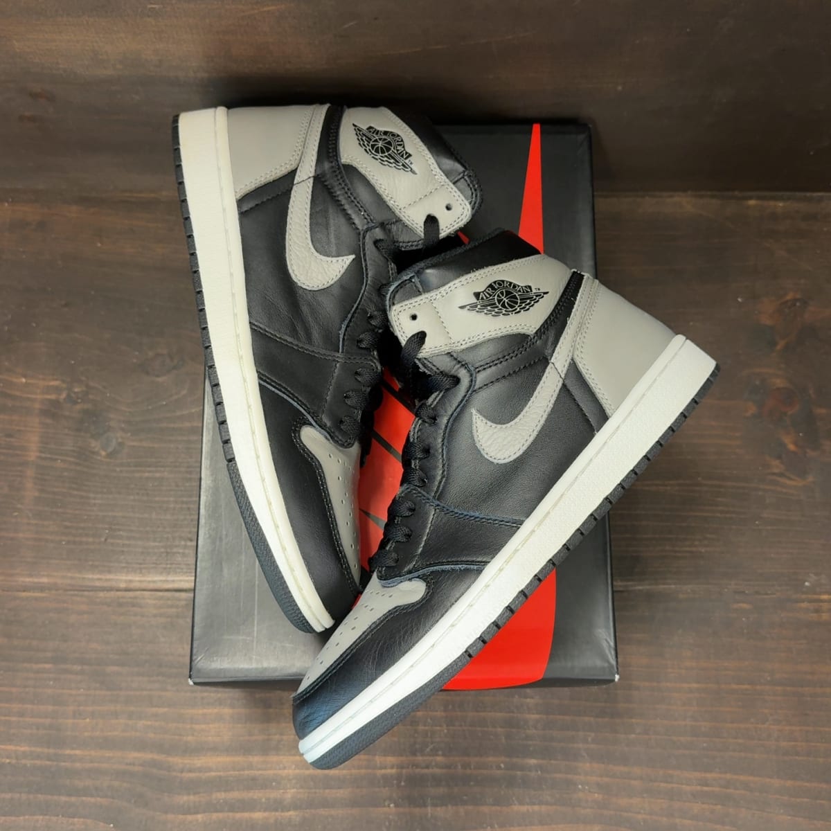 Jordan 1 Retro High Shadow (2018) Size 8.5 (Pre-Owned) - back