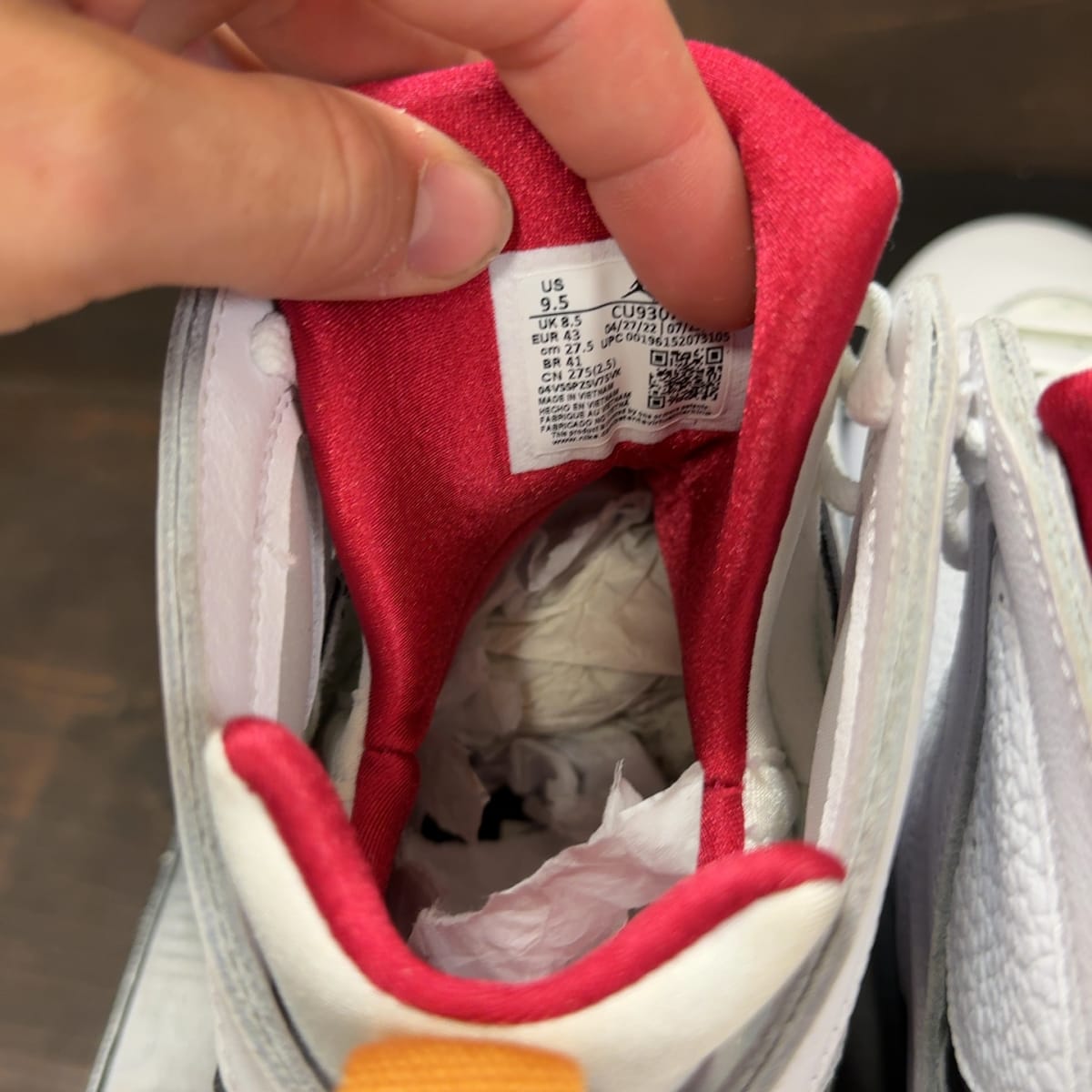 Jordan 7 Retro Cardinal (2022) Size 9.5 (Pre-Owned) - aux