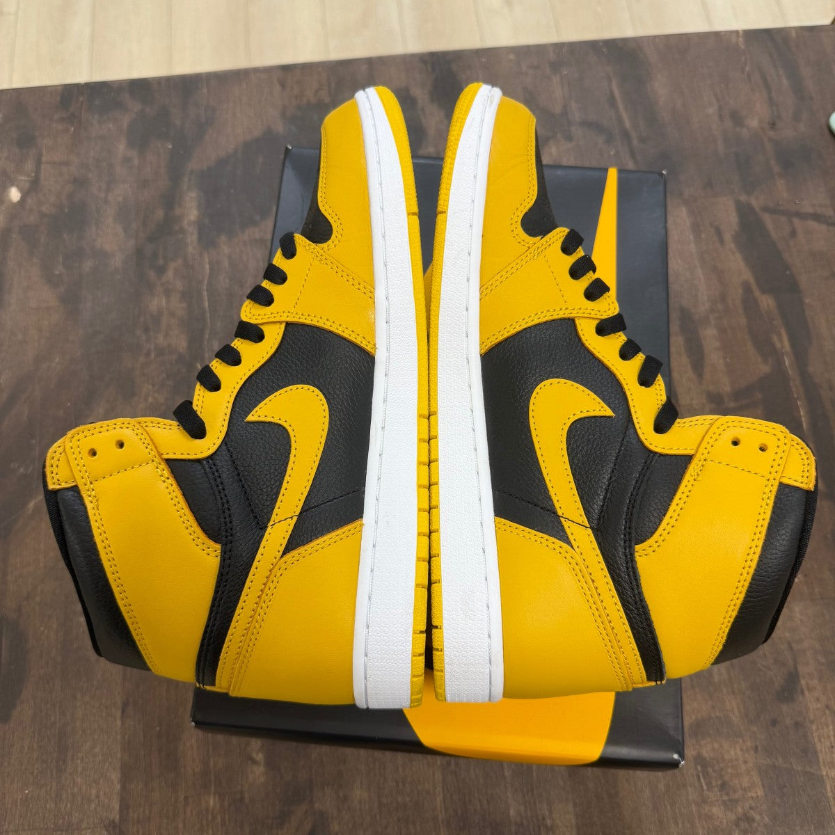 Jordan 1 Retro High Pollen - Image 4
