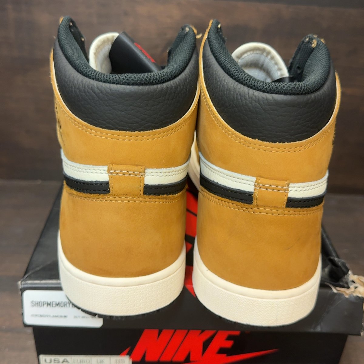 Jordan 1 Retro High Rookie of the Year Size 12 (Pre-Owned) - aux