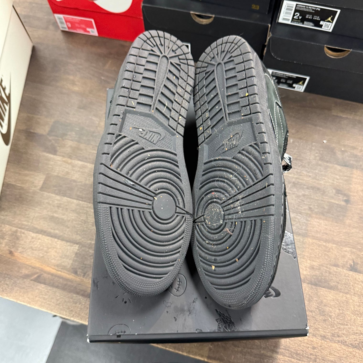 Phantom Travis Scott Jordan 1 Low OG SP (Used)