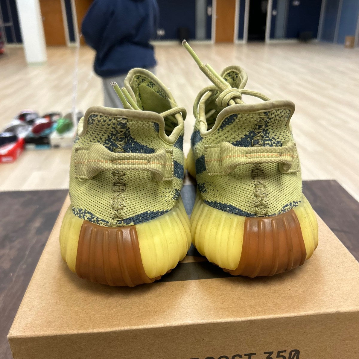adidas Yeezy Boost 350 V2 Semi Frozen Yellow - Image 4