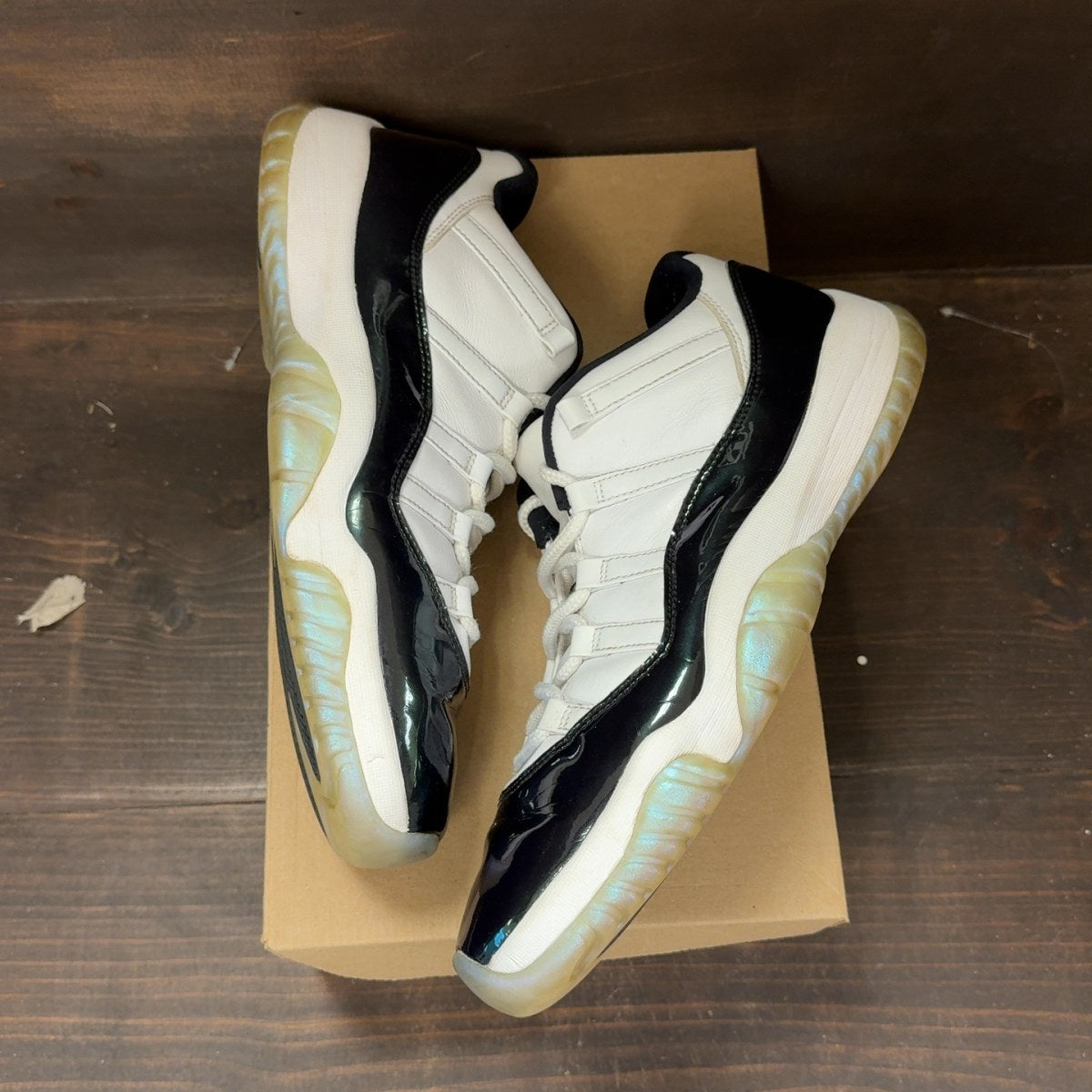 Jordan 11 Retro Low Iridescent Size 11.5 (Pre-Owned) - Image 2