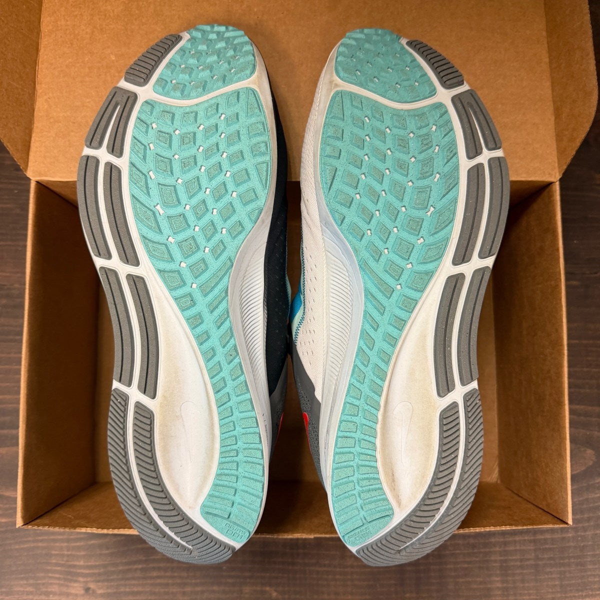 Nike Air Zoom Pegasus 38 LE Greedy Size 12 (Pre-Owned) - Image 7