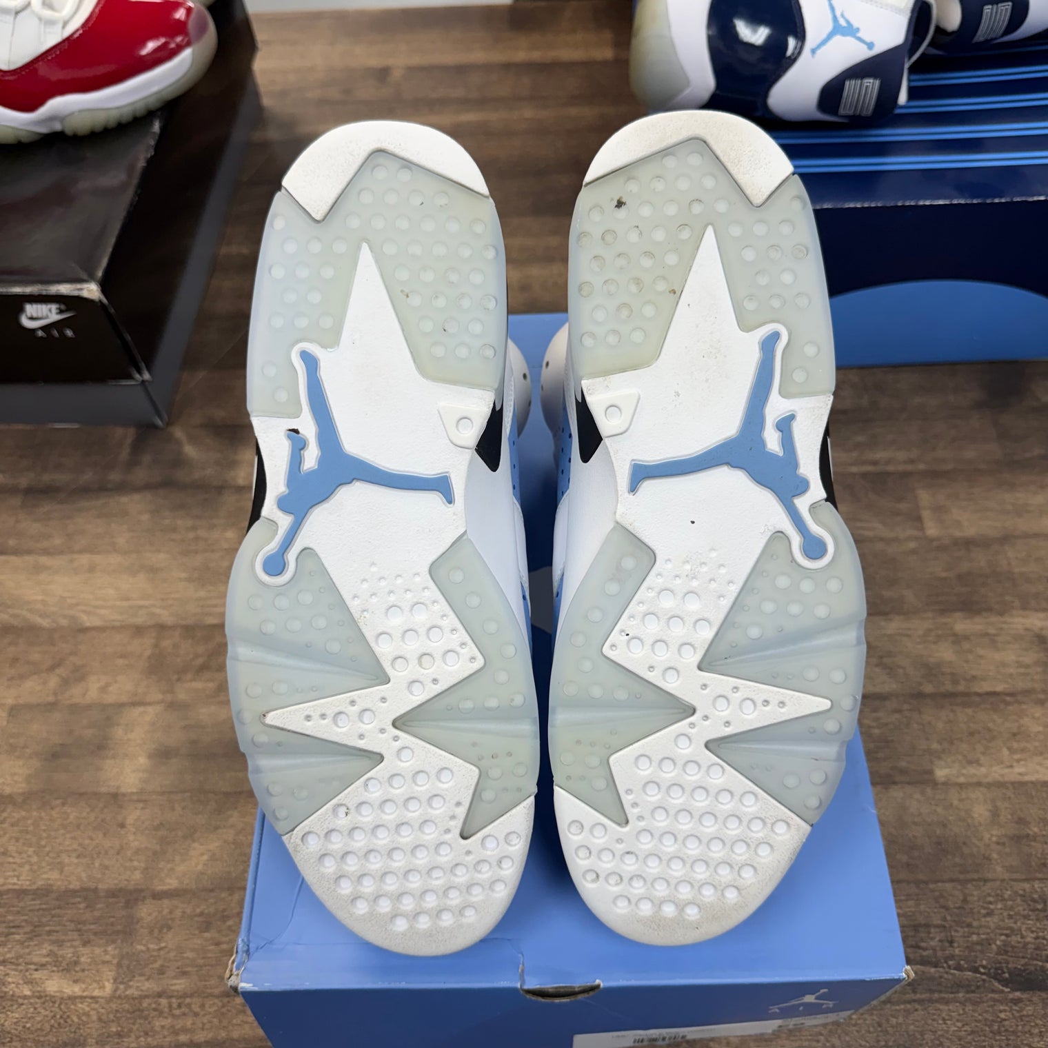 UNC Home Jordan 6 Retro (USED)