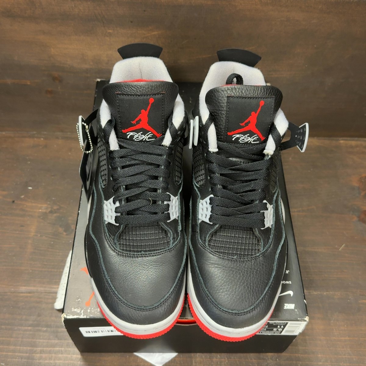Jordan 4 Retro Bred Reimagined Size 9.5 (Pre-Owned) - tag