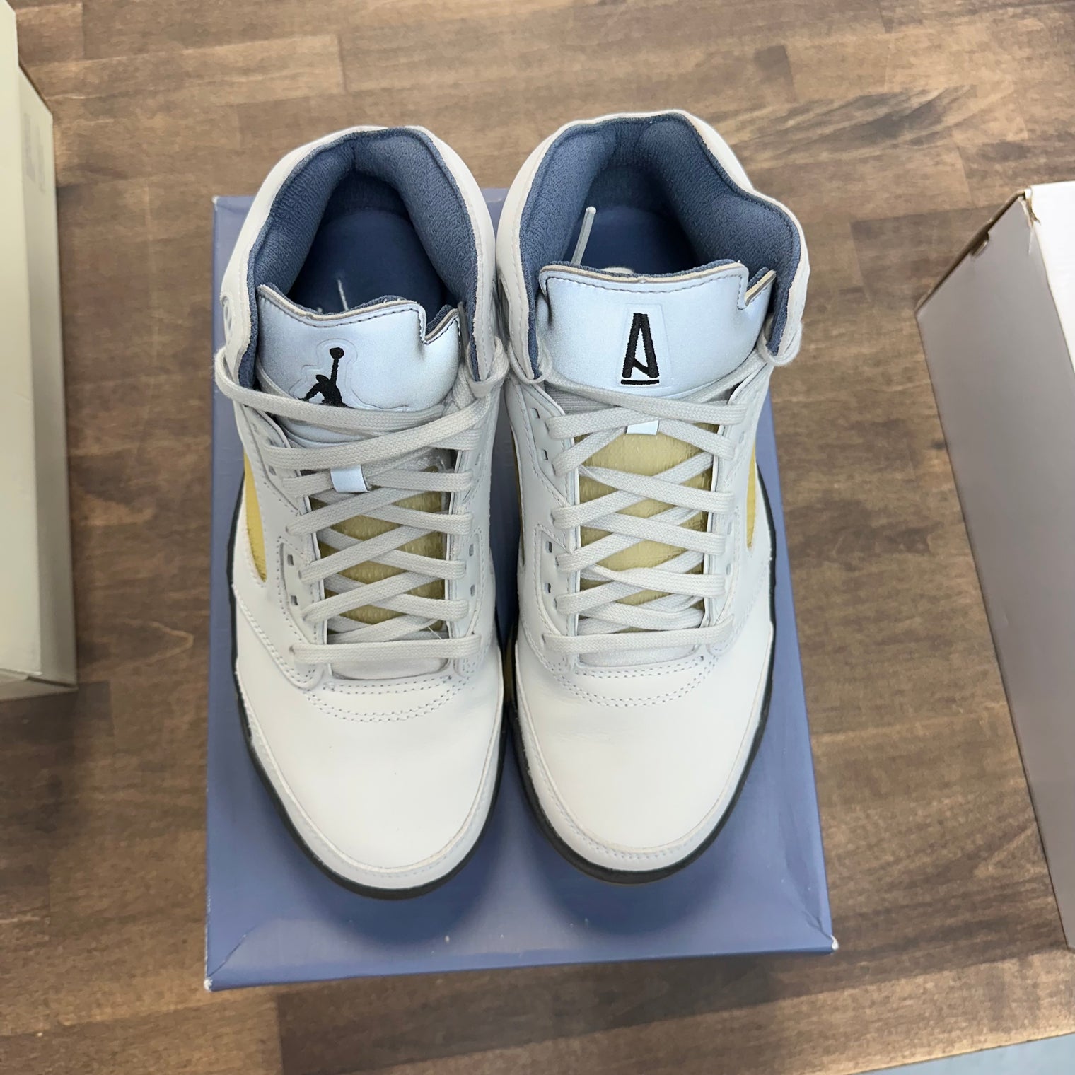 A Ma Maniere Dawn Jordan 5 Retro (W) (Lightly Worn)
