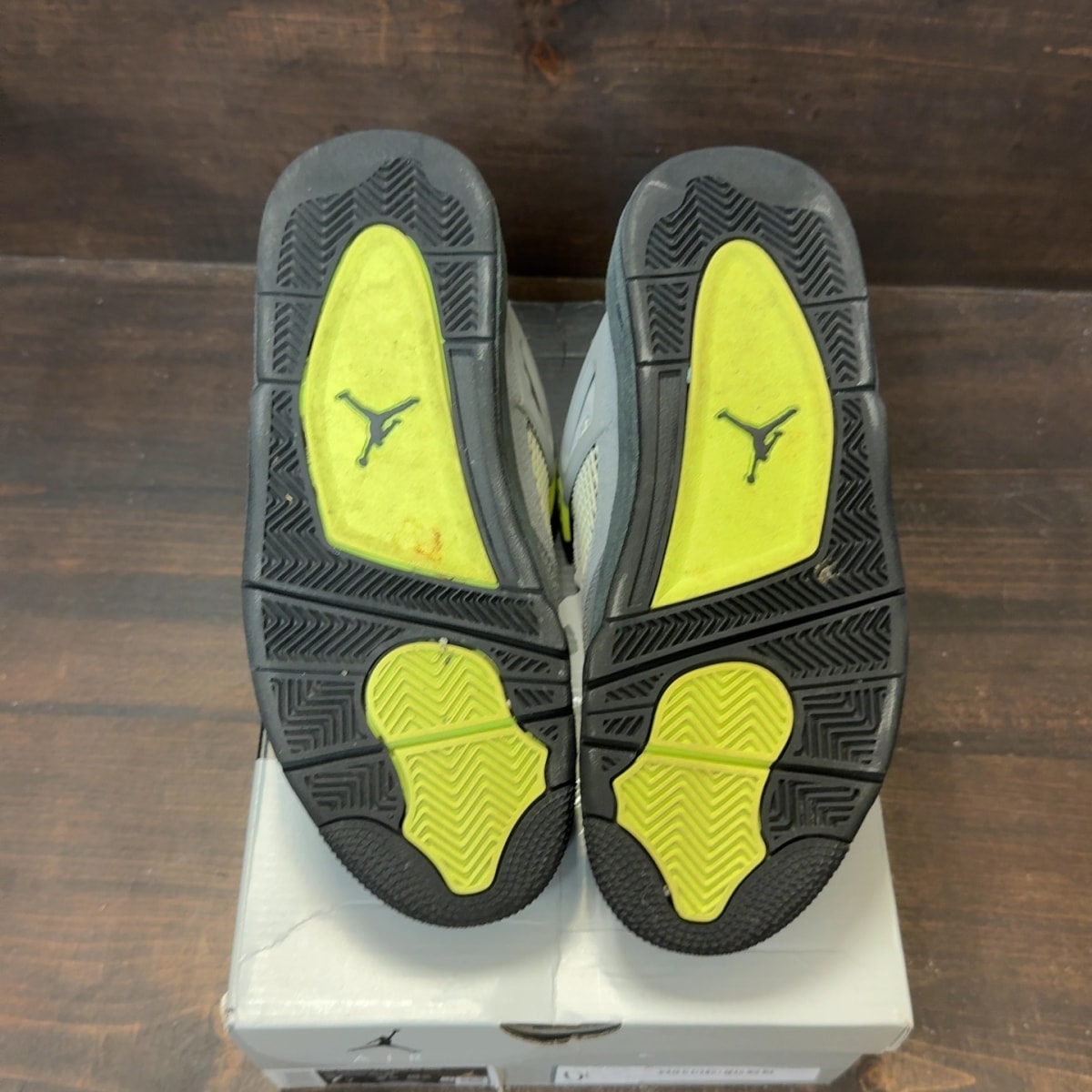 Jordan 4 Retro SE 95 Neon (GS) - Image 1