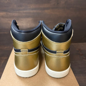 Jordan 1 Retro High OG Black Metallic Gold Size 8.5 (Pre-Owned) - Image 4