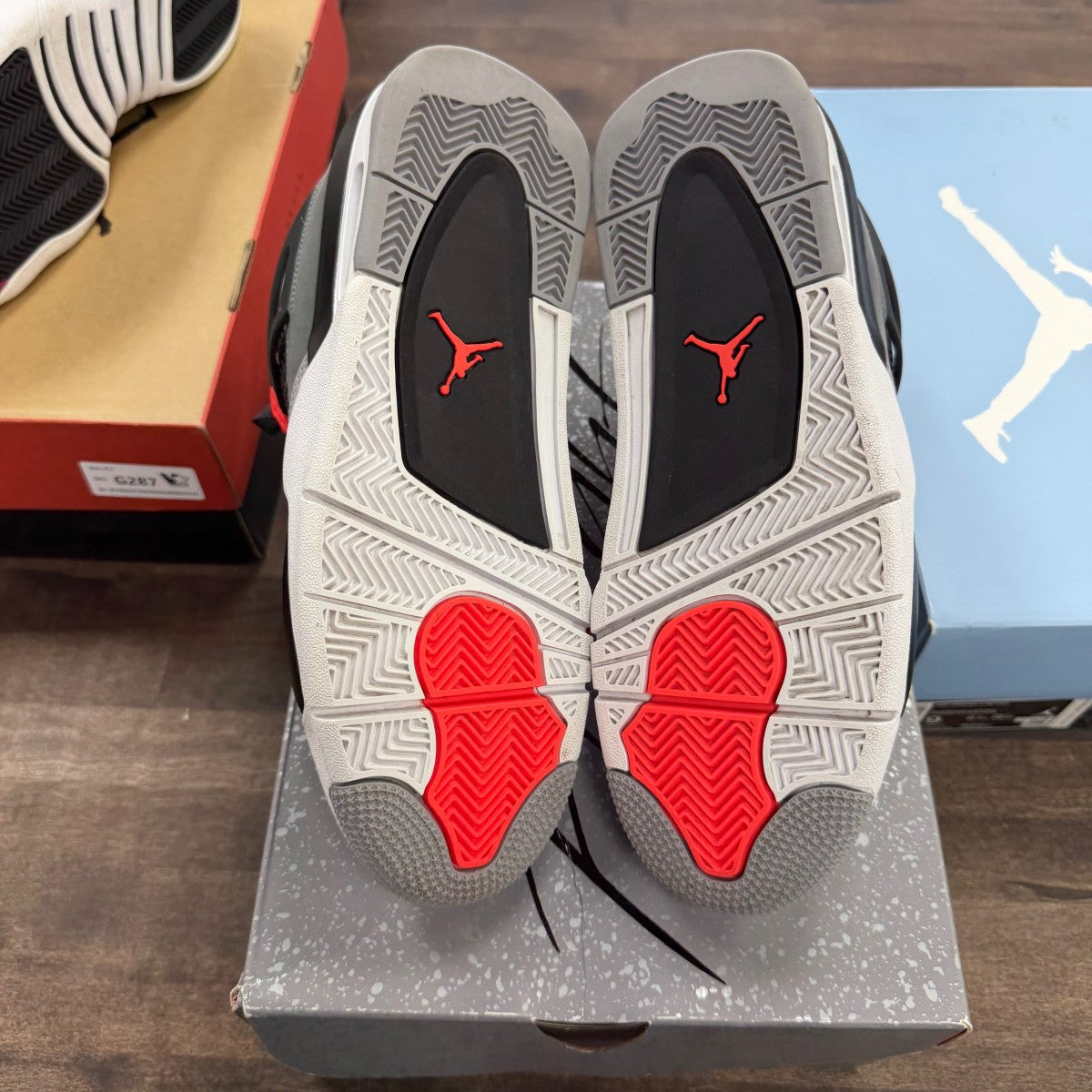 Jordan 4 Retro Infrared - Image 4