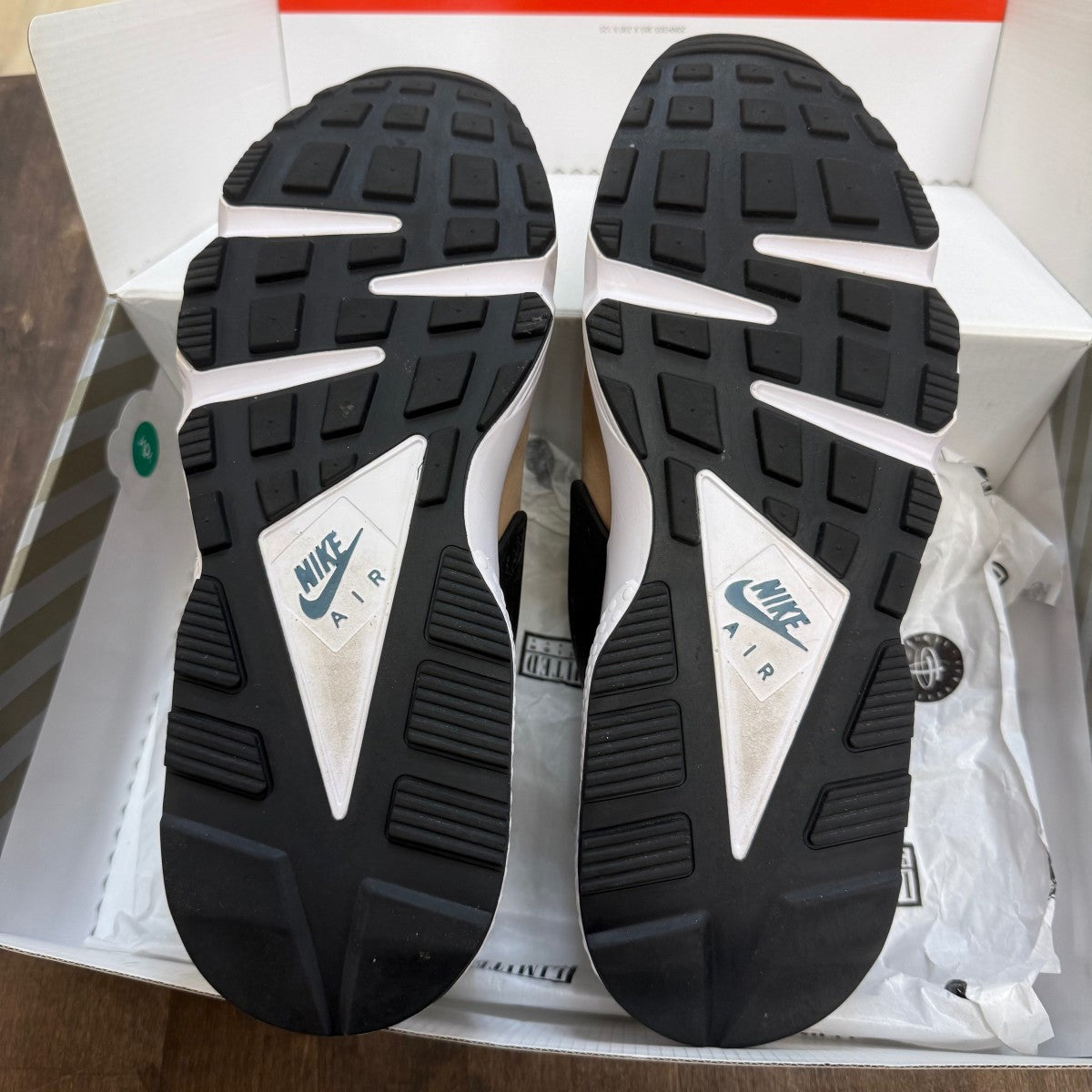 Nike Air Huarache Escape (2021) - Image 3