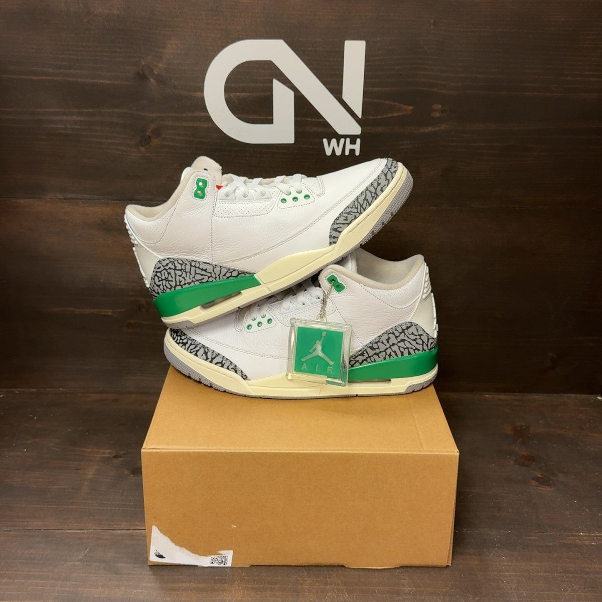 Jordan 3 Retro Lucky Green (Women's) Size 11W (Pre-Owned) - Image 1