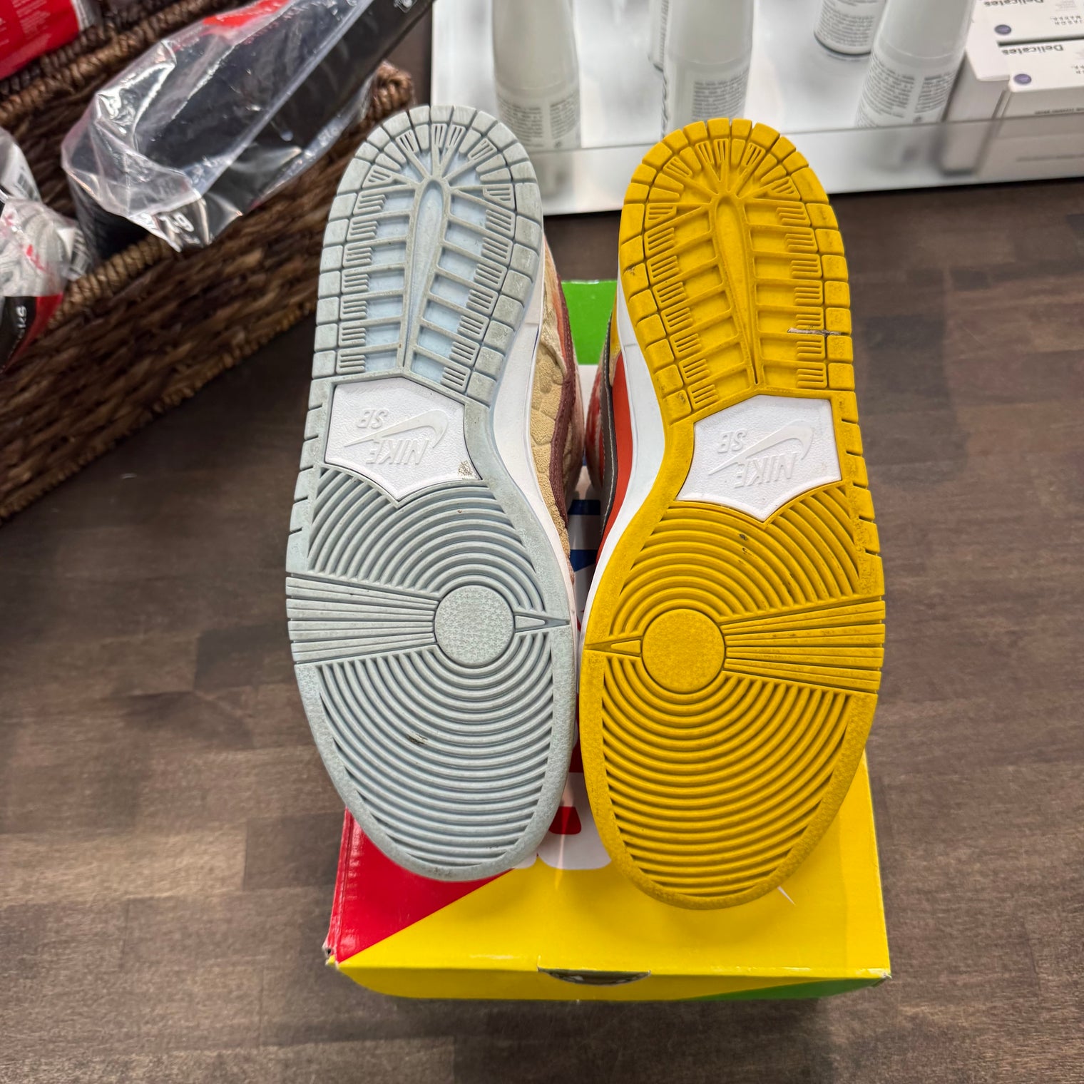 Street Hawker Nike SB Dunk Low (2021) (USED)