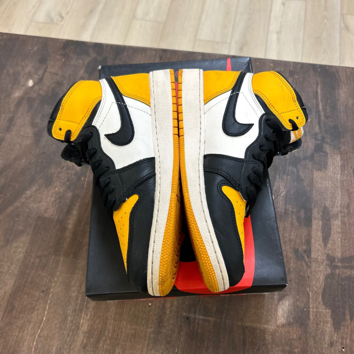 Jordan 1 Retro High OG Taxi (GS) - Image 3
