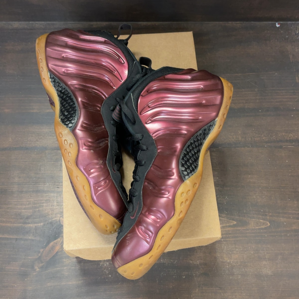 Nike Air Foamposite One Maroon Size 12 (Pre-Owned) - Image 2